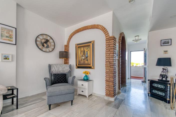 Image No.11-2 Bed Apartment for sale