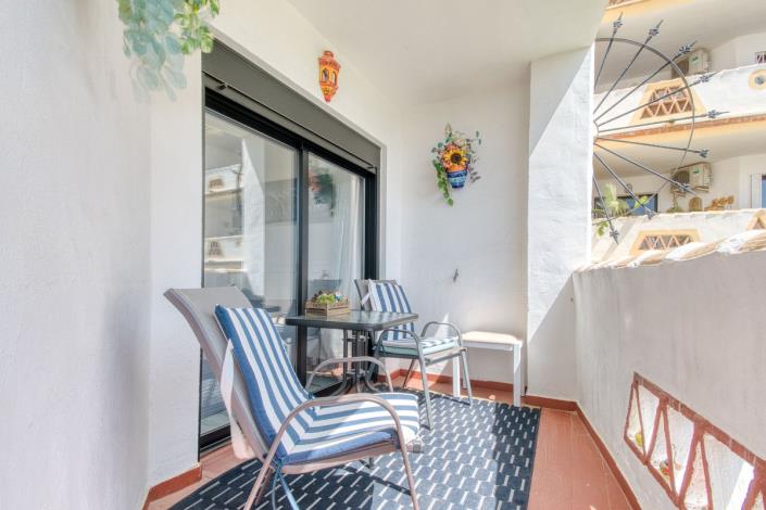 Image No.21-2 Bed Apartment for sale