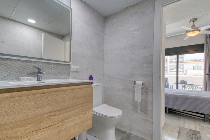 Image No.27-2 Bed Apartment for sale