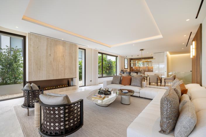Image No.1-5 Bed Duplex for sale