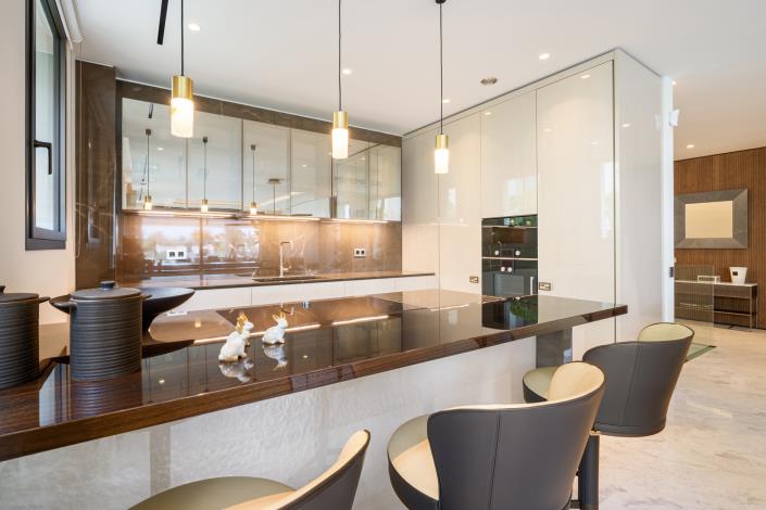 Image No.15-5 Bed Duplex for sale