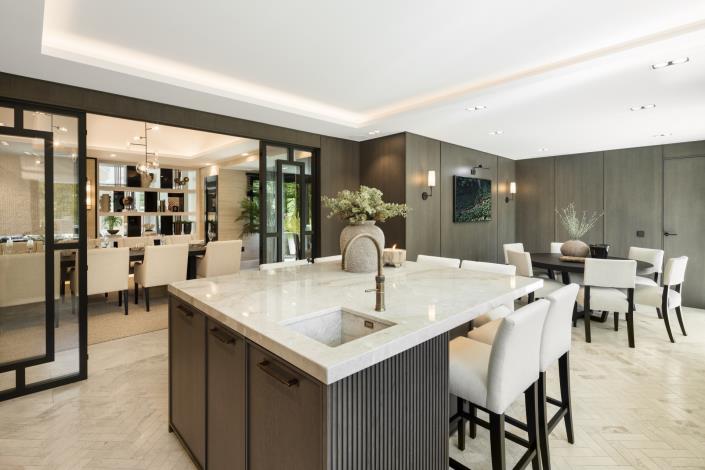 Image No.7-7 Bed Villa for sale