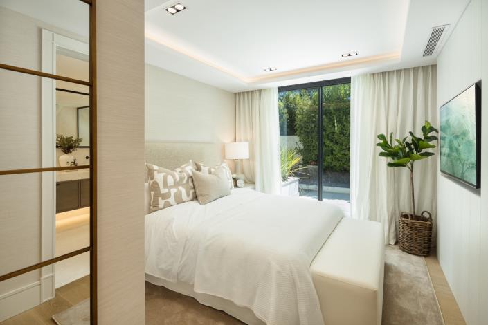 Image No.17-7 Bed Villa for sale