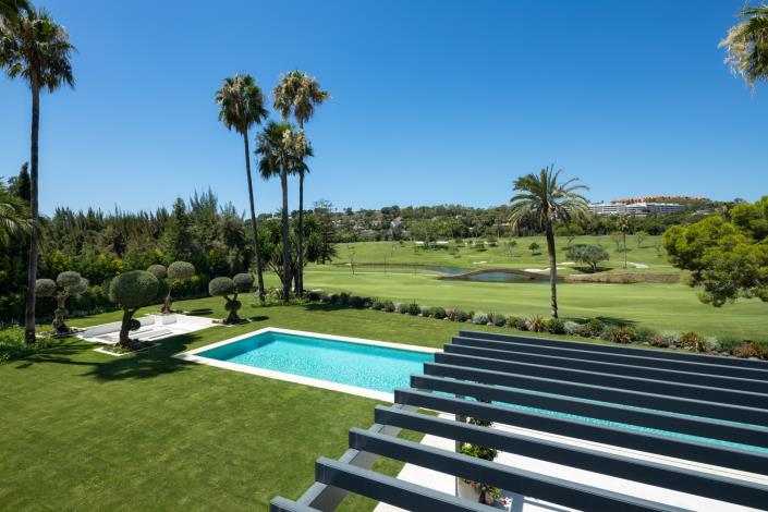 Image No.1-Villa de 7 chambres à vendre à Nueva Andalucia