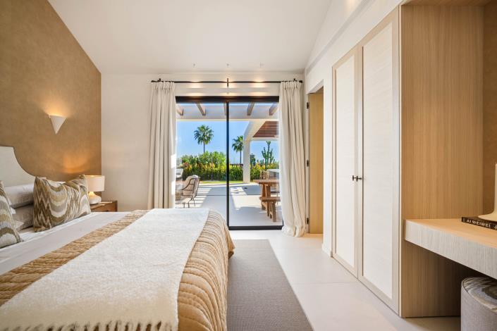 Image No.10-4 Bed Villa for sale