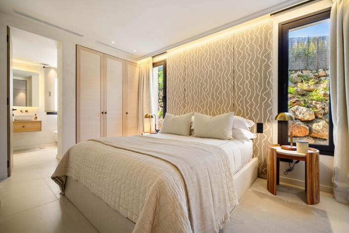 Image No.28-4 Bed Villa for sale