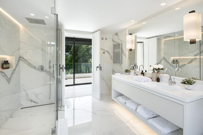 Image No.19-5 Bed Villa for sale