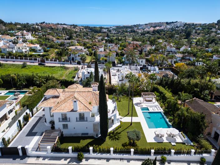 Image No.33-Villa de 5 chambres à vendre à Nueva Andalucia