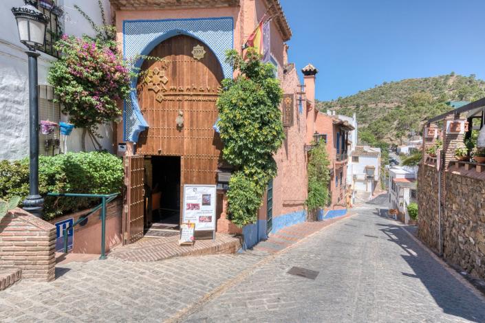 Image No.37-3 Bed Townhouse for sale