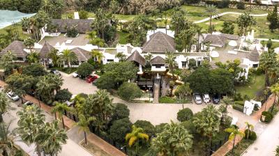 Club-House-El-Campanario--exterior-1-
