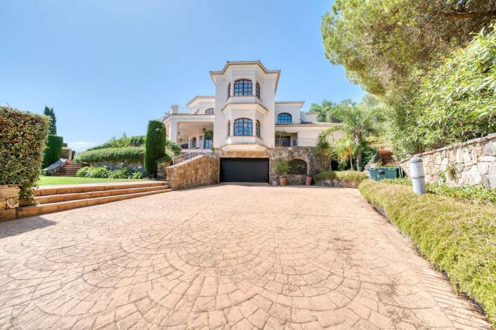 Image No.39-5 Bed Villa for sale