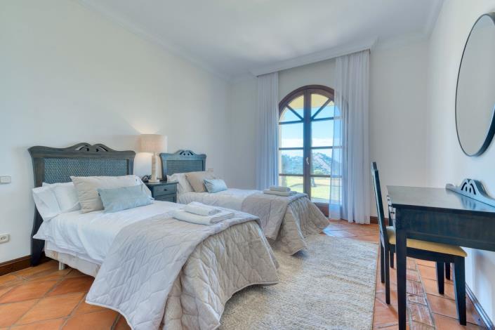 Image No.18-6 Bed Villa for sale