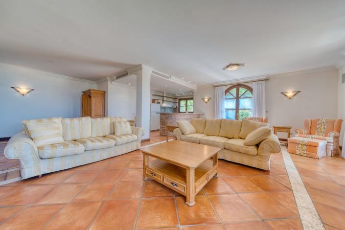 Image No.28-6 Bed Villa for sale