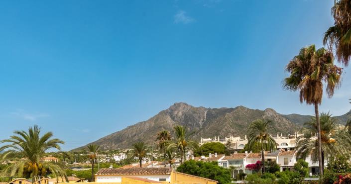 Image No.3-Maison de ville de 3 chambres à vendre à Marbella