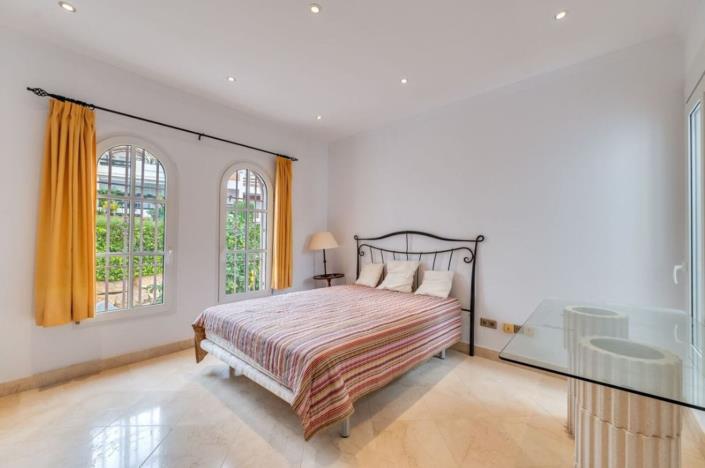 Image No.33-Villa de 4 chambres à vendre à Marbella