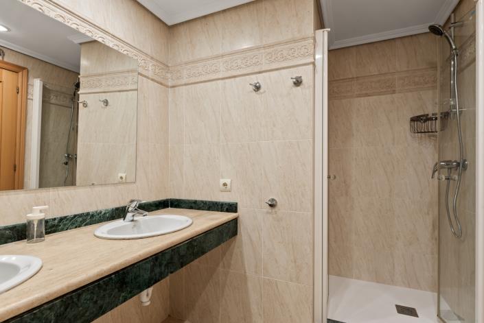 Image No.19-2 Bed Apartment for sale