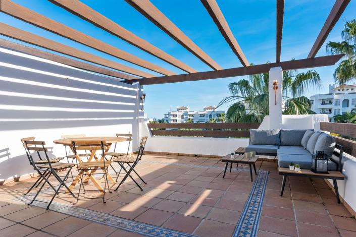 Image No.20-2 Bed Apartment for sale