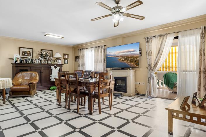 Image No.3-5 Bed House/Villa for sale