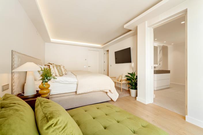 Image No.6-4 Bed Townhouse for sale