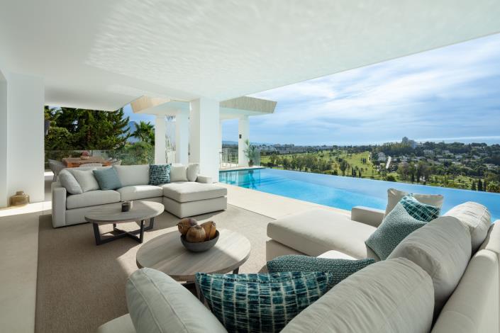 Image No.3-7 Bed Villa for sale