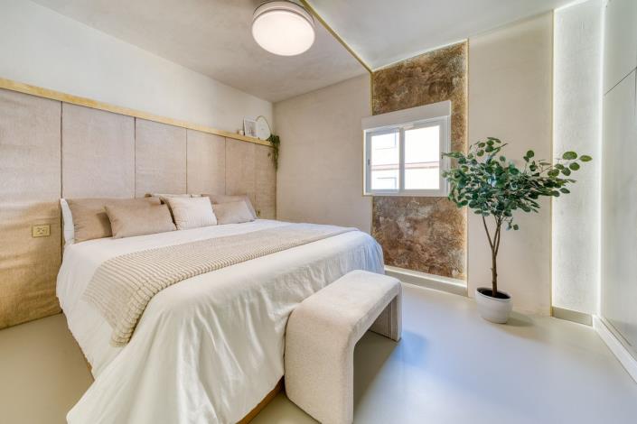 Image No.23-3 Bed Apartment for sale