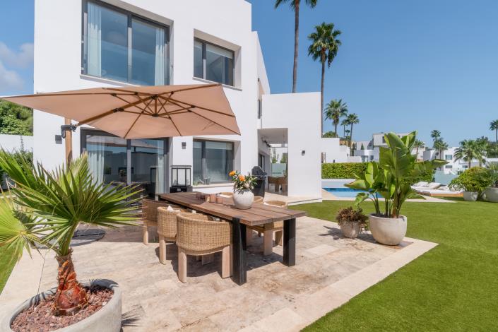 Image No.10-5 Bed Villa for sale