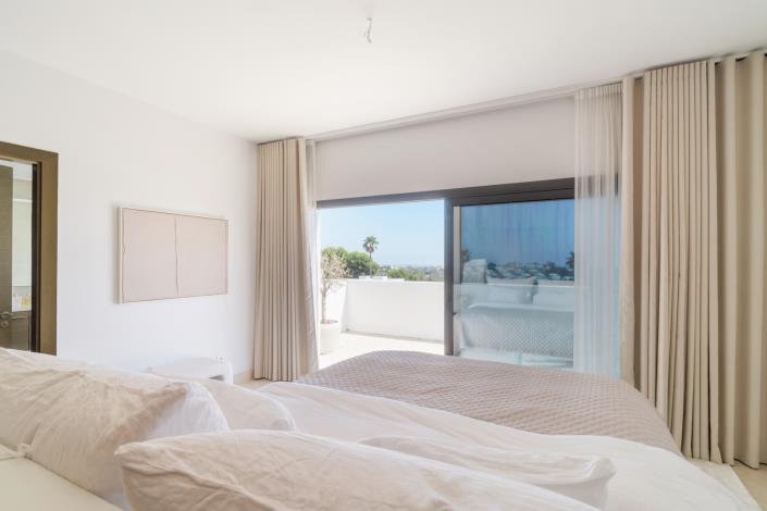 Image No.32-5 Bed Villa for sale