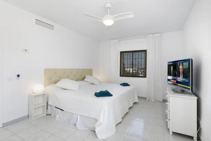 Image No.4-6 Bed Villa for sale