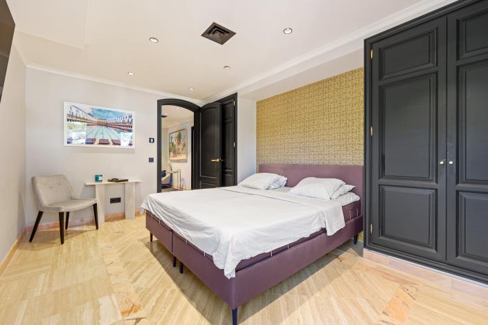 Image No.18-4 Bed Duplex for sale