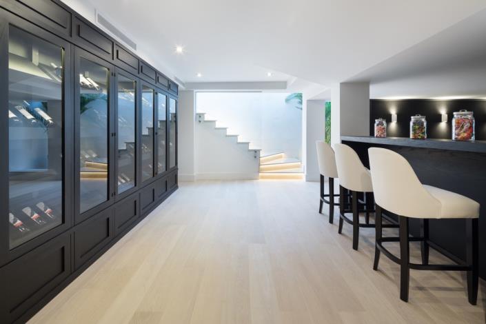 Image No.8-5 Bed Villa for sale