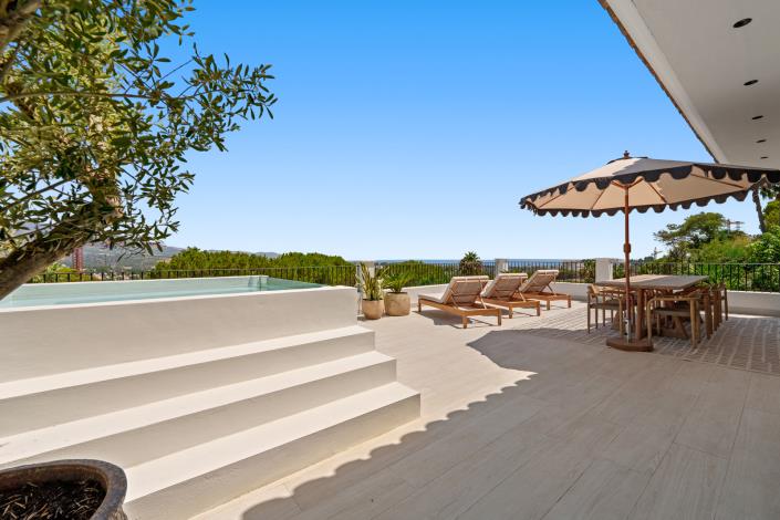 Image No.3-6 Bed Villa for sale