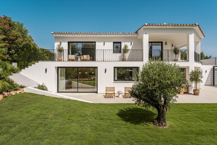 Image No.1-4 Bed Villa for sale