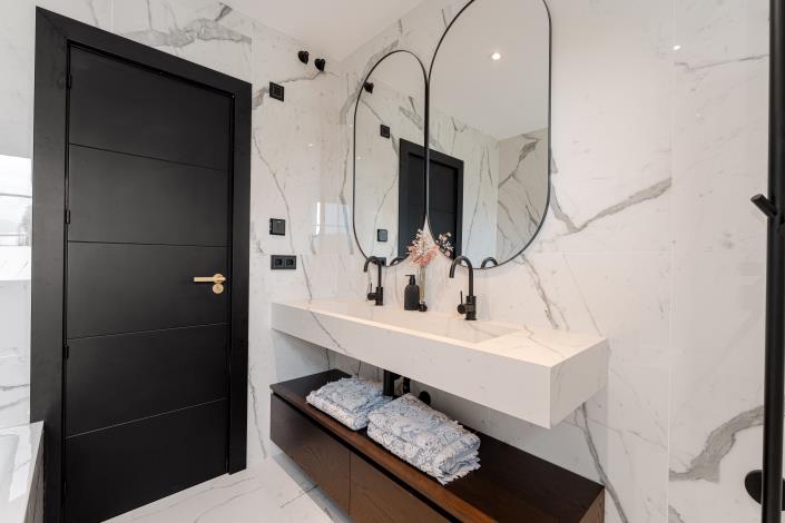 Image No.19-Villa de 6 chambres à vendre à Estepona