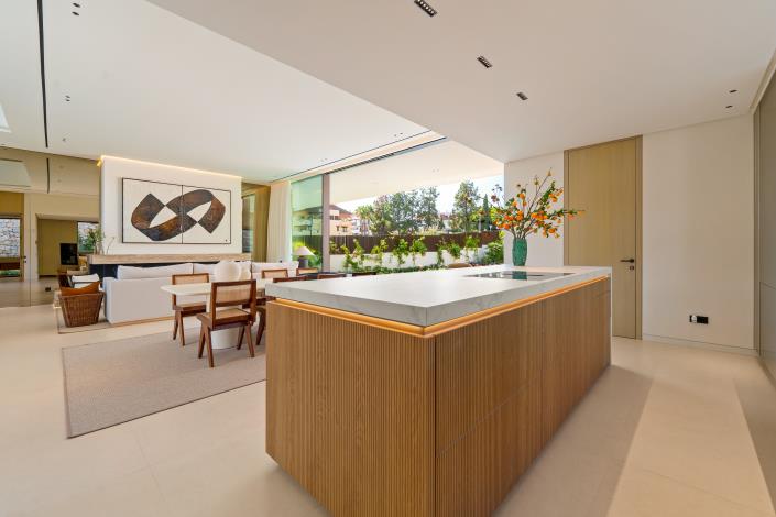 Image No.44-5 Bed Villa for sale