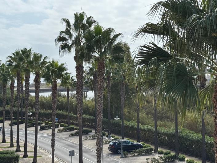 Image No.10-3 Bed Apartment for sale