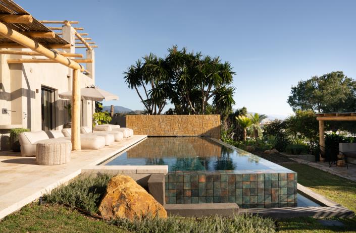 Image No.3-Villa de 5 chambres à vendre à Estepona