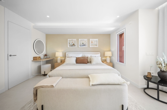 Image No.13-3 Bed Townhouse for sale