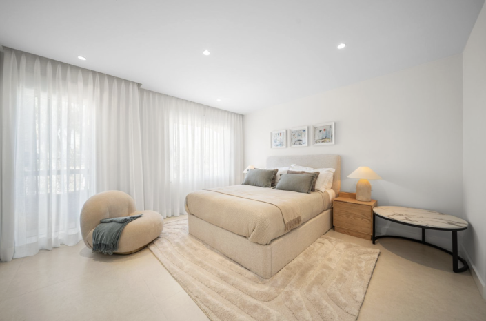 Image No.15-3 Bed Townhouse for sale