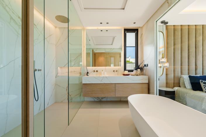 Image No.17-5 Bed Villa for sale