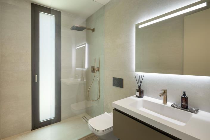 Image No.22-5 Bed Villa for sale