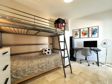 8-e64a9055bba3e77ac8aca3b893cdf826