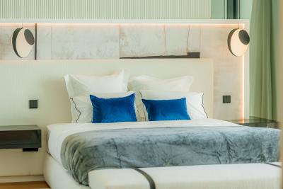 The-Hills-12-DETAIL-SHOTS12