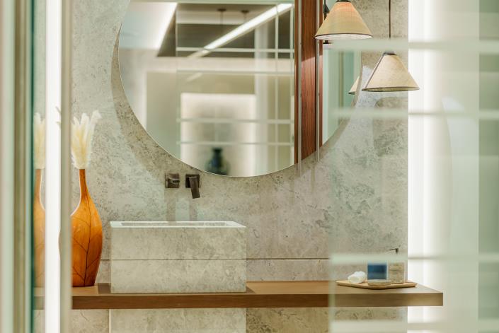 Image No.8-8 Bed Villa for sale