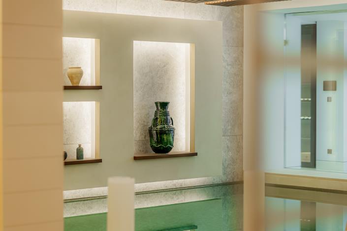 Image No.9-8 Bed Villa for sale