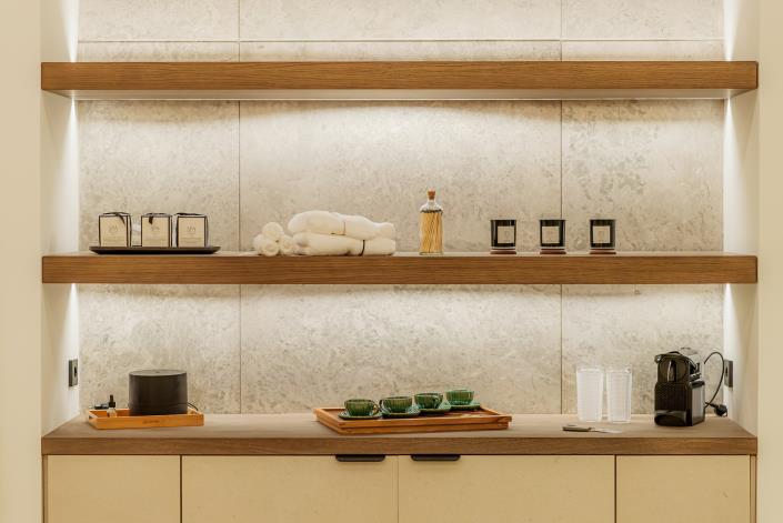 Image No.10-8 Bed Villa for sale