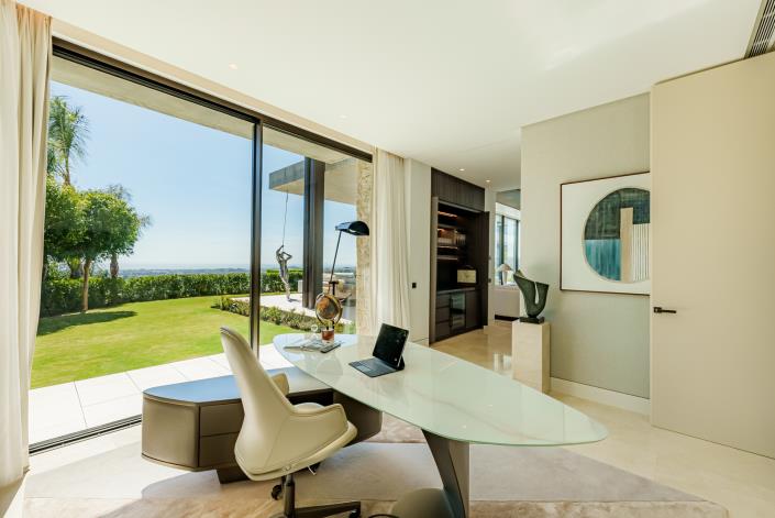 Image No.39-8 Bed Villa for sale