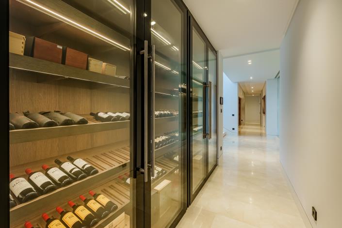 Image No.46-8 Bed Villa for sale