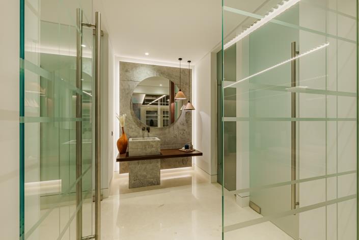 Image No.50-8 Bed Villa for sale