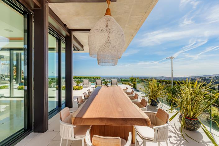 Image No.57-8 Bed Villa for sale