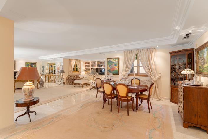 Image No.4-5 Bed Villa for sale